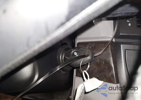 2007 BMW X3 3.0Si z USA, uszkodzony, nr VIN WBXPC93467WF06776